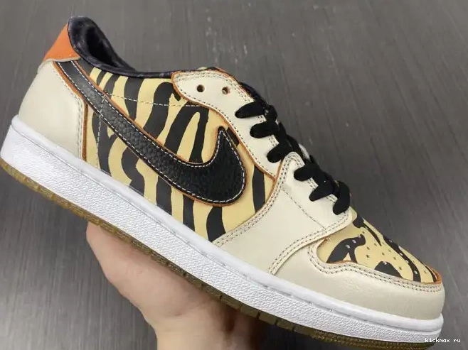 Cheap MAX Year of the DH6932-100 OG Low Air 1 Jordan Tiger 0607